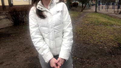 Незнайомець за гроші смоктав і трахкав. Російський аматор. З розмовою.